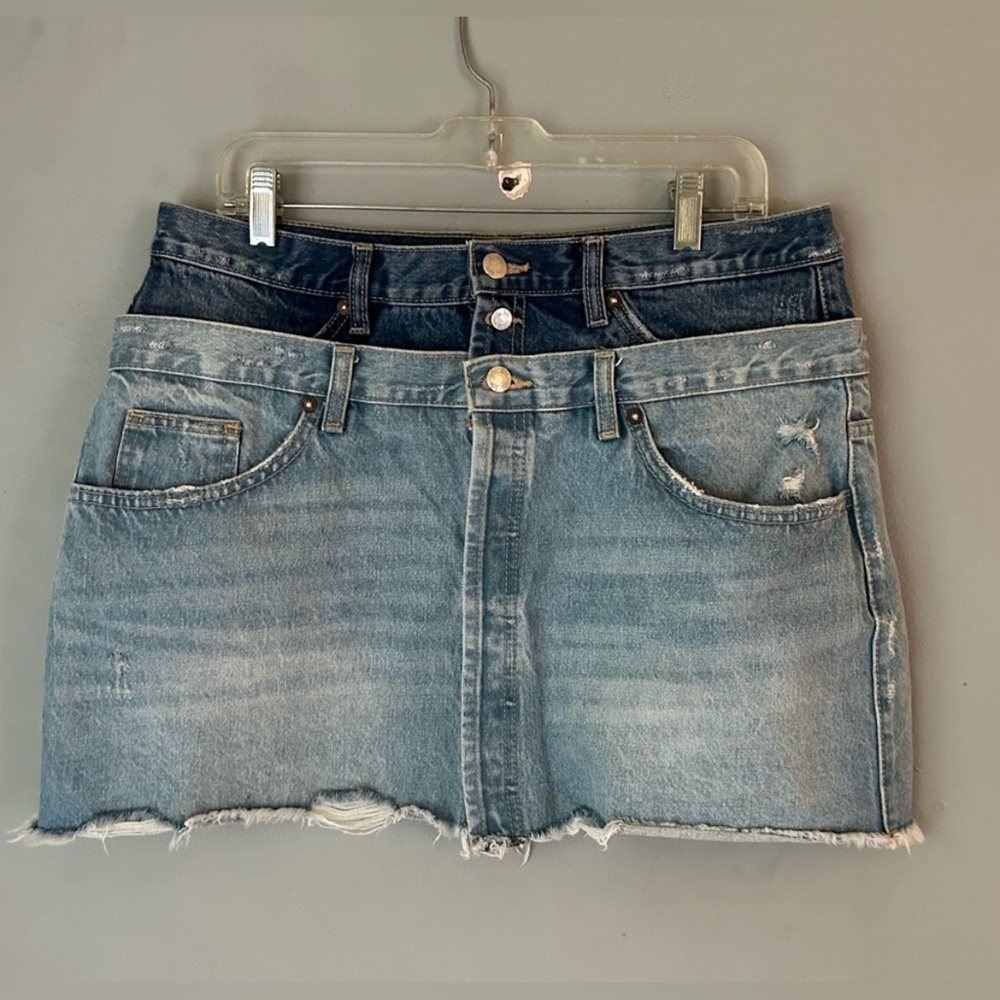 Zara double layered denim mini skirt, buttons, size XL excellent condition.